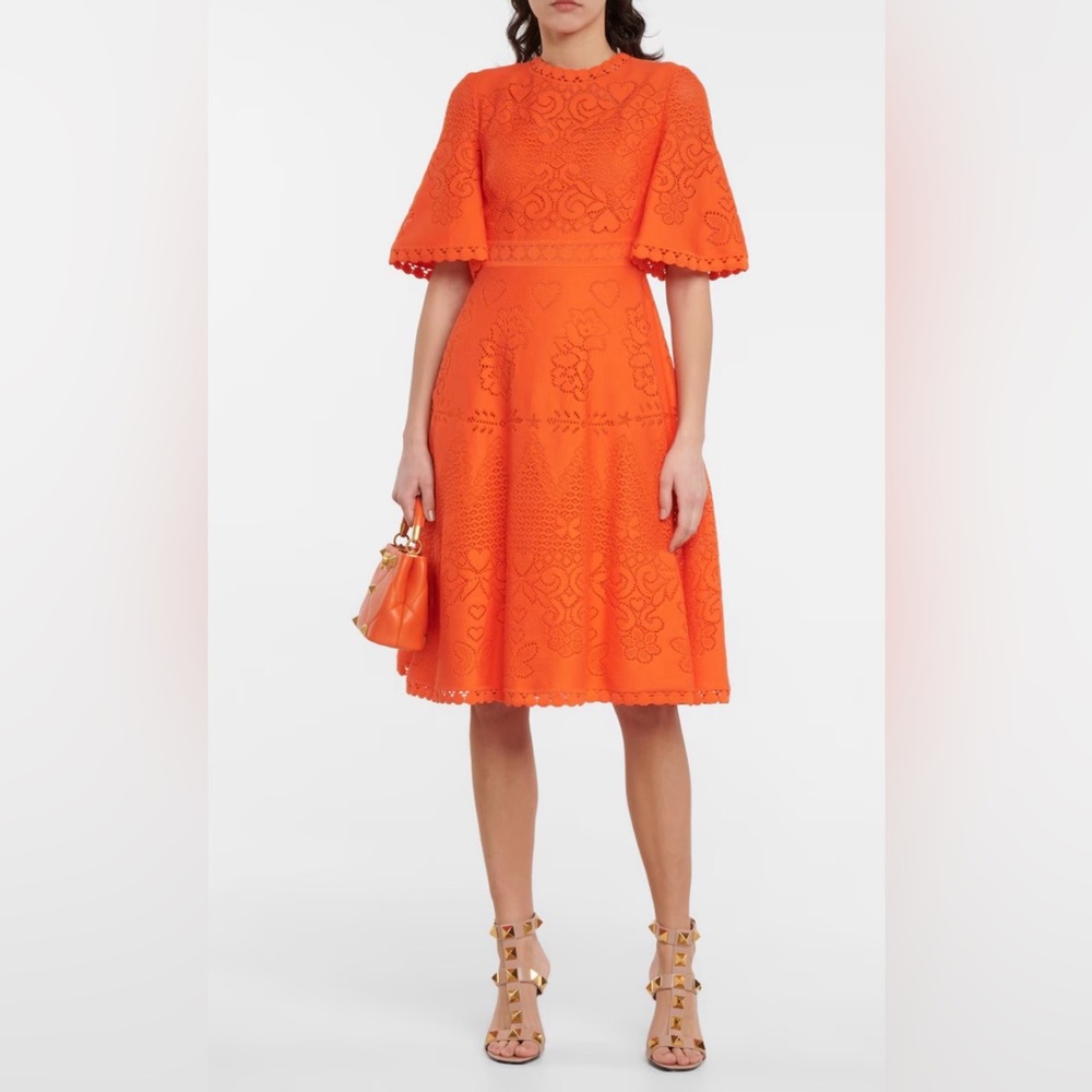 Stunning Valentino Cotton Lace Dress. Excellent condition.